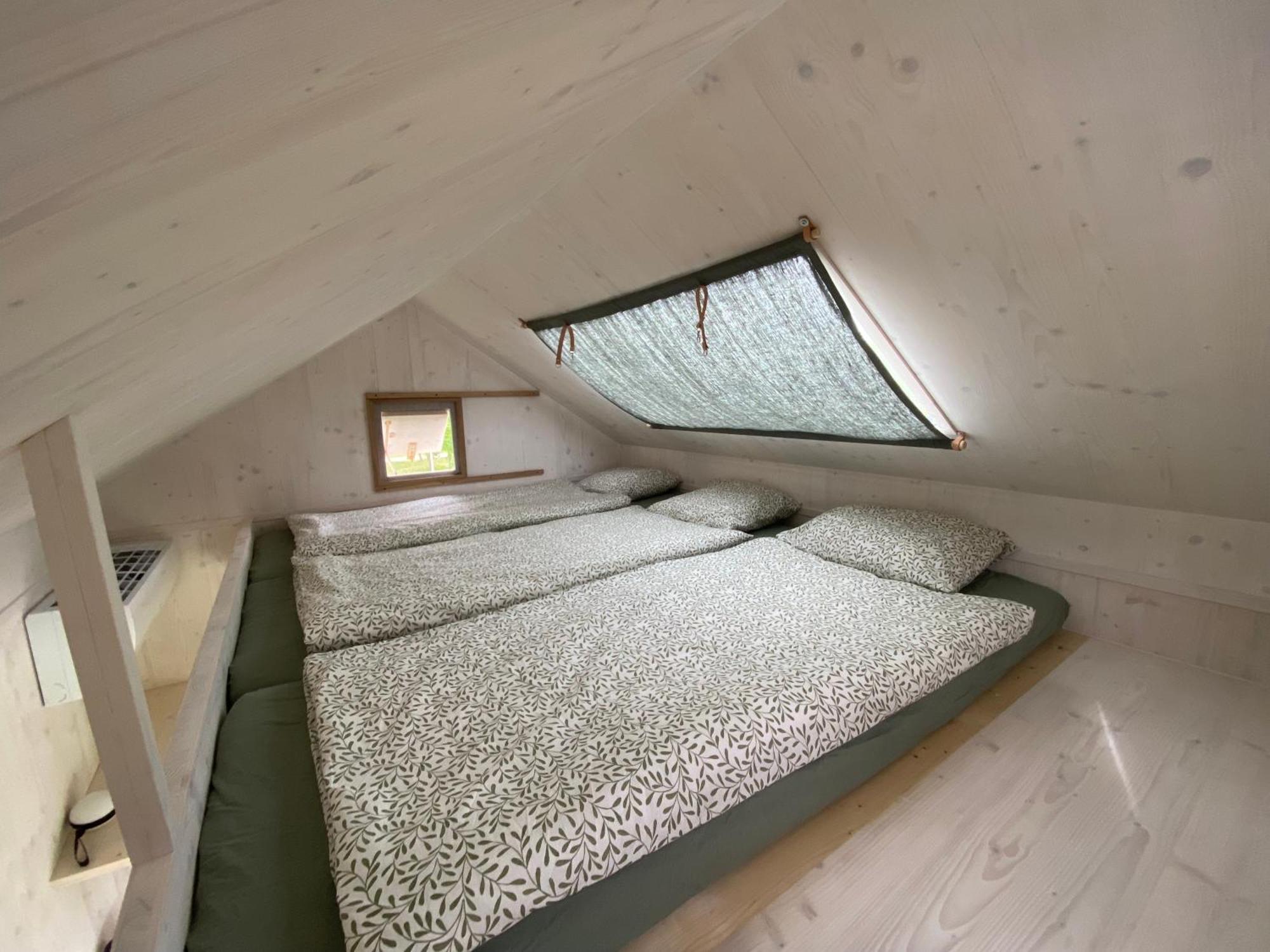 Prague Camping Dzban Exteriör bild