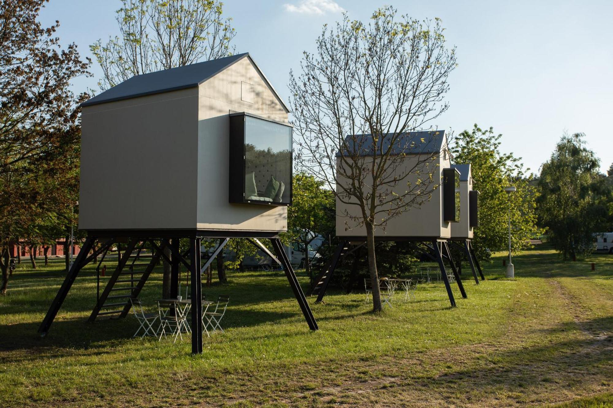 Prague Camping Dzban Exteriör bild